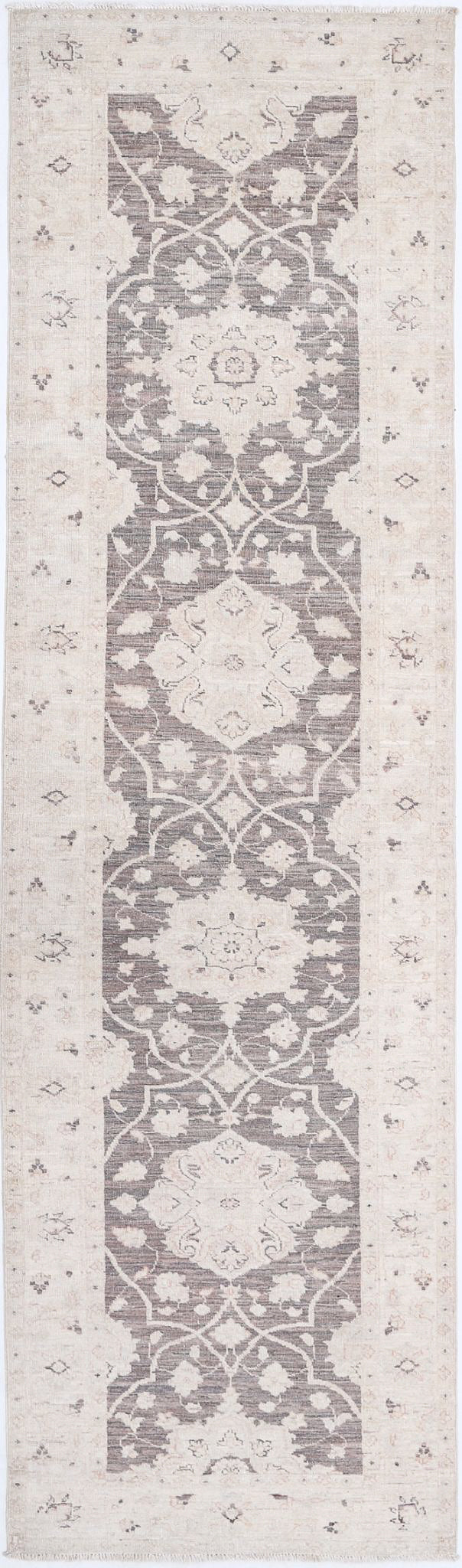 Hand Knotted Serenity Wool Rug 2' 8" x 9' 5" - No. AT36204