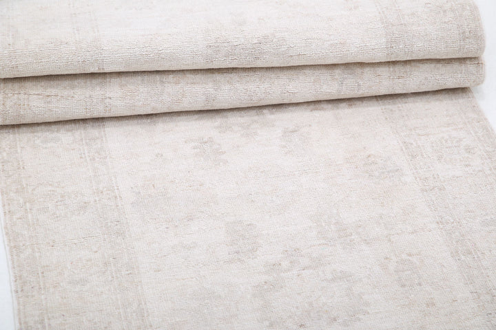 Hand Knotted Serenity Wool Rug 2' 6" x 9' 9" - No. AT42969