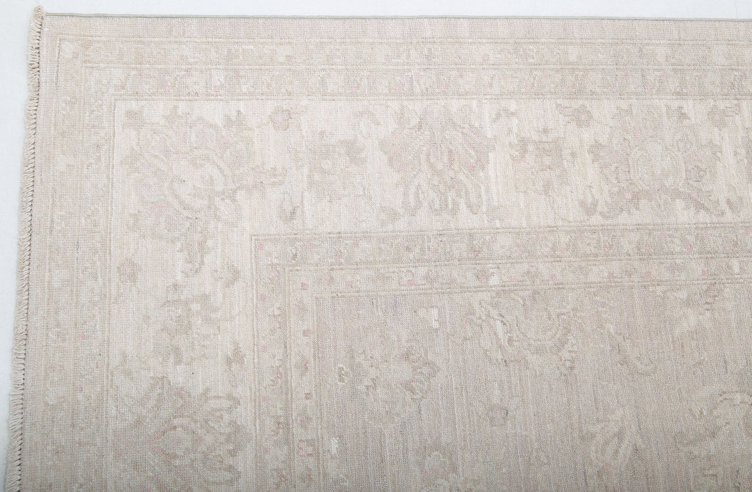 Hand Knotted Serenity Wool Rug 5' 7" x 7' 8" - No. AT98468