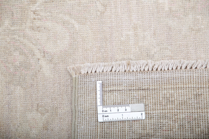 Hand Knotted Serenity Wool Rug 5' 7" x 7' 8" - No. AT98468