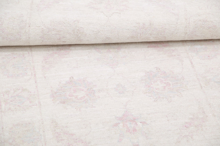 Hand Knotted Serenity Wool Rug 2' 7" x 8' 7" - No. AT71590