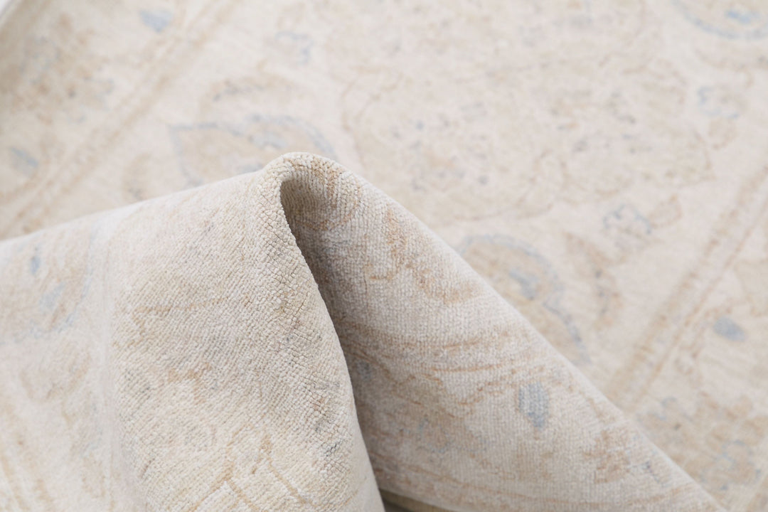 Hand Knotted Serenity Wool Rug 2' 5" x 5' 11" - No. AT47126