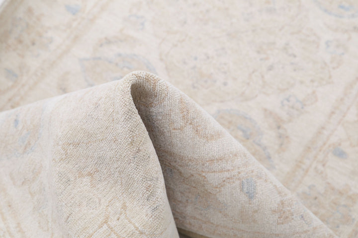 Hand Knotted Serenity Wool Rug 2' 5" x 5' 11" - No. AT47126