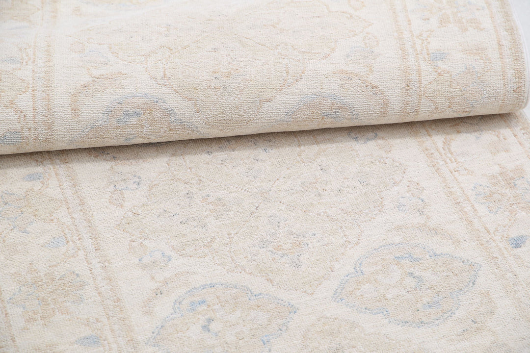 Hand Knotted Serenity Wool Rug 2' 5" x 5' 11" - No. AT47126