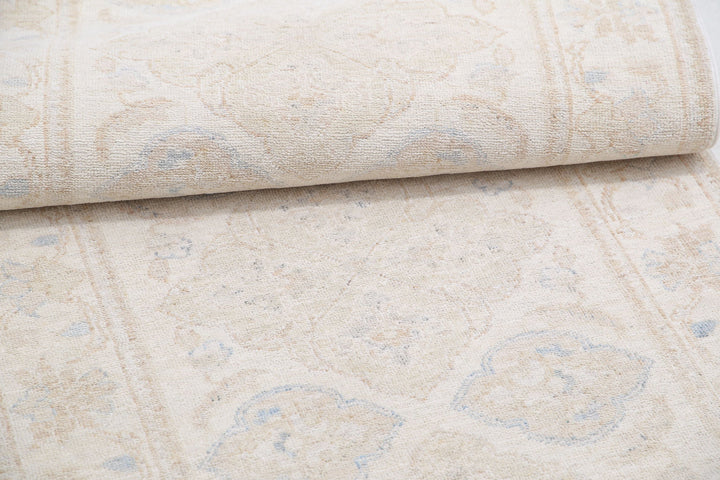 Hand Knotted Serenity Wool Rug 2' 5" x 5' 11" - No. AT47126