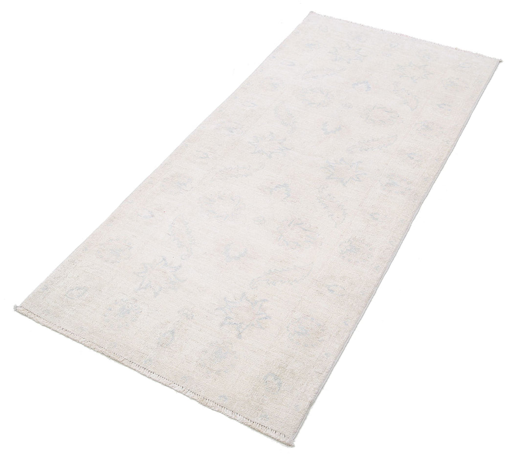 Hand Knotted Serenity Wool Rug 2' 7" x 5' 7" - No. AT32246