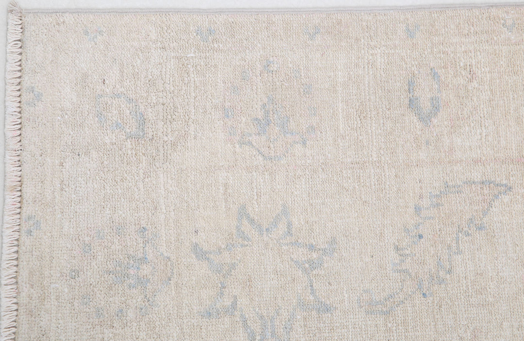 Hand Knotted Serenity Wool Rug 2' 7" x 5' 7" - No. AT32246