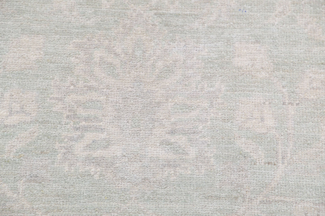 Hand Knotted Serenity Wool Rug 2' 8" x 8' 7" - No. AT68039
