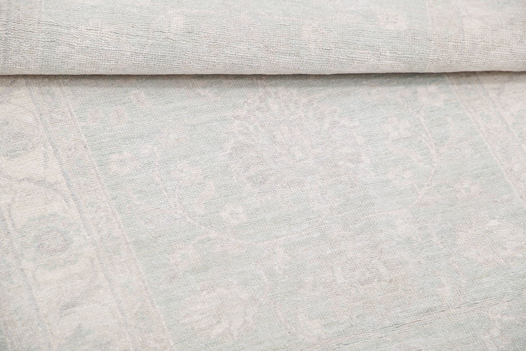 Hand Knotted Serenity Wool Rug 2' 8" x 8' 7" - No. AT68039