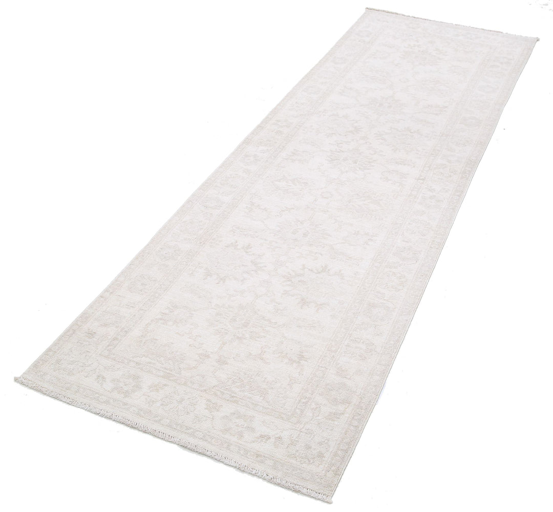 Hand Knotted Serenity Wool Rug 2' 6" x 7' 11" - No. AT71926