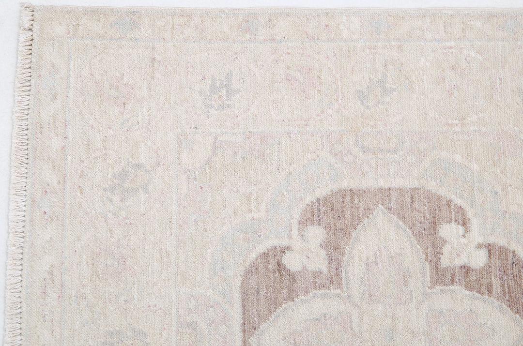 Hand Knotted Serenity Wool Rug 2' 6" x 8' 3" - No. AT66494