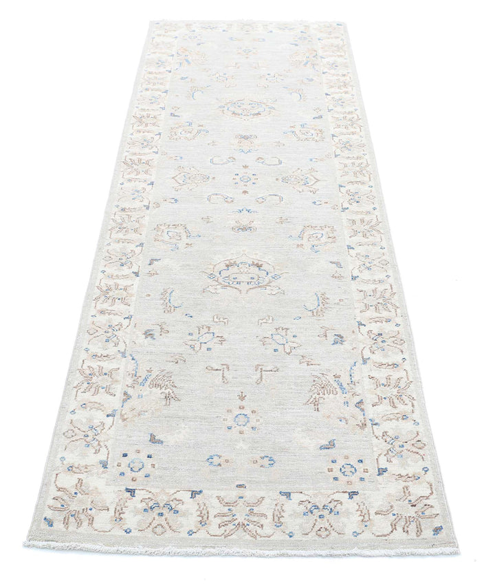 Hand Knotted Serenity Wool Rug 2' 6" x 7' 10" - No. AT15617
