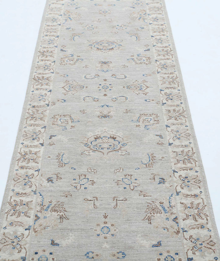 Hand Knotted Serenity Wool Rug 2' 6" x 7' 10" - No. AT15617