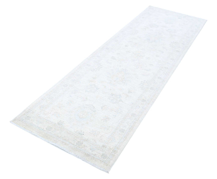 Hand Knotted Serenity Wool Rug 2' 7" x 8' 5" - No. AT76387