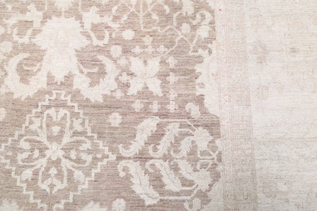 Hand Knotted Serenity Wool Rug 9' 6" x 13' 8" - No. AT15340