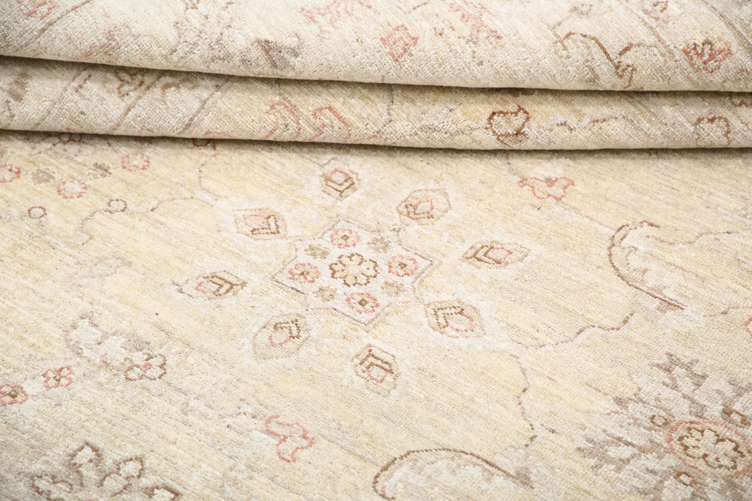 Hand Knotted Serenity Wool Rug 9' 6" x 13' 6" - No. AT93404