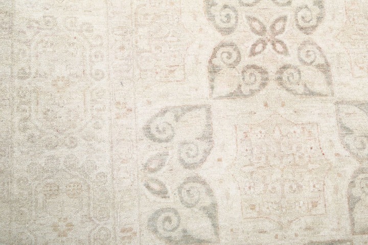 Hand Knotted Serenity Wool Rug 9' 10" x 13' 5" - No. AT64520