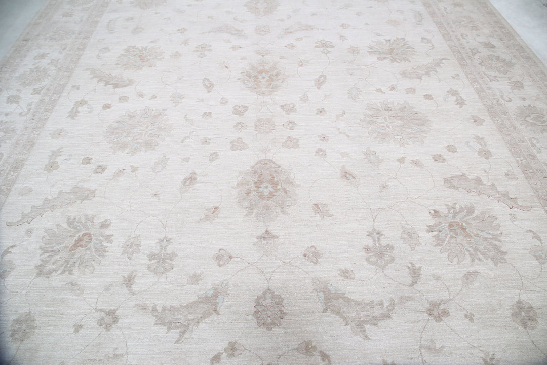 Hand Knotted Serenity Wool Rug 11' 4" x 14' 0" - No. AT25912