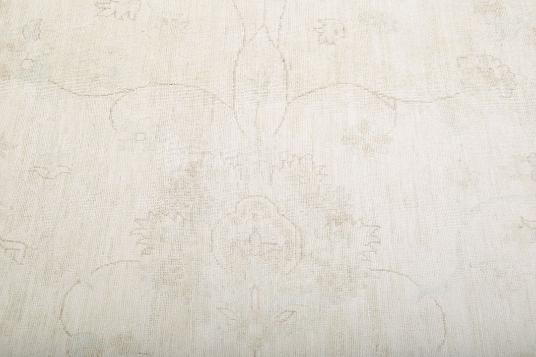 Hand Knotted Serenity Wool Rug 17' 0" x 23' 9" - No. AT63248