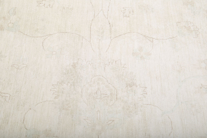 Hand Knotted Serenity Wool Rug 17' 0" x 23' 9" - No. AT63248