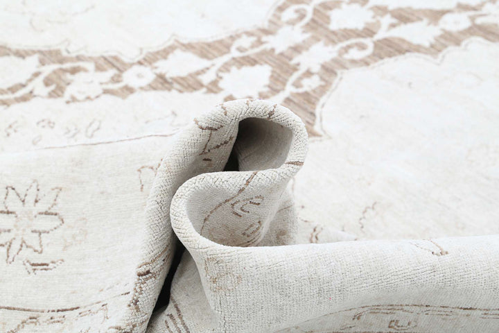 Hand Knotted Serenity Wool Rug 13' 0" x 17' 6" - No. AT47630