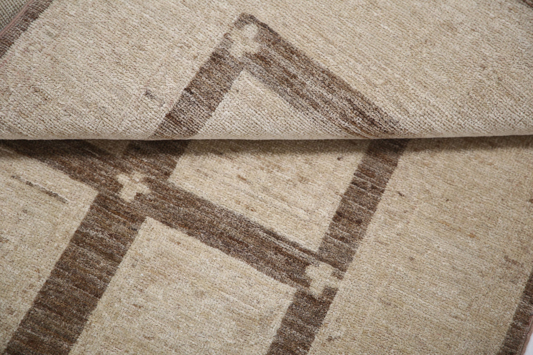 Hand Knotted Serenity Wool Rug 2' 6" x 3' 10" - No. AT47513