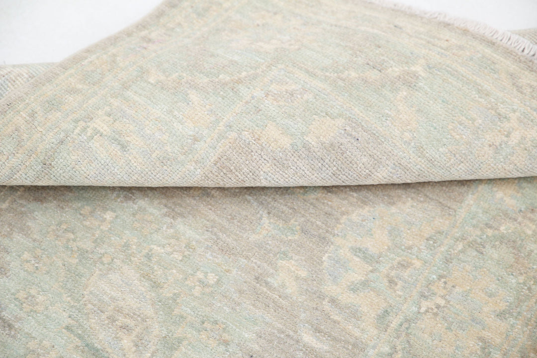 Hand Knotted Serenity Wool Rug 2' 3" x 2' 11" - No. AT16991