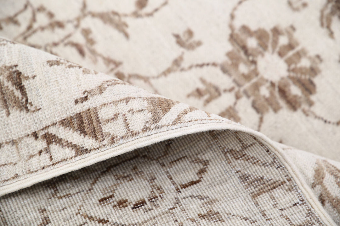 Hand Knotted Serenity Wool Rug 5' 9" x 8' 4" - No. AT56765