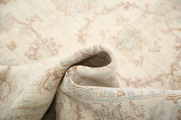 Hand Knotted Serenity Wool Rug 5' 5" x 7' 6" - No. AT90741