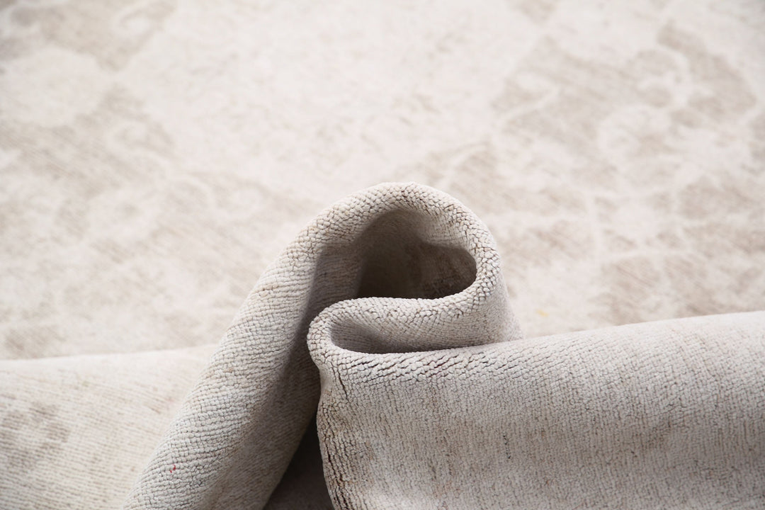 Hand Knotted Serenity Wool Rug 10' 10" x 18' 5" - No. AT61819