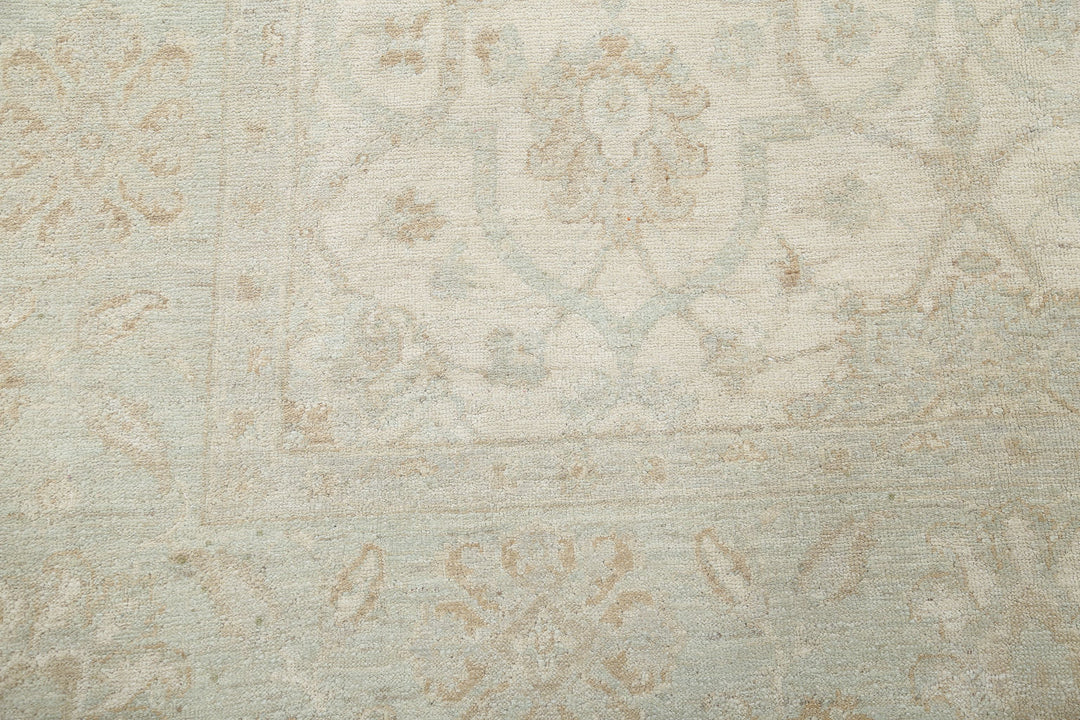 Hand Knotted Serenity Wool Rug 6' 0" x 8' 7" - No. AT44548
