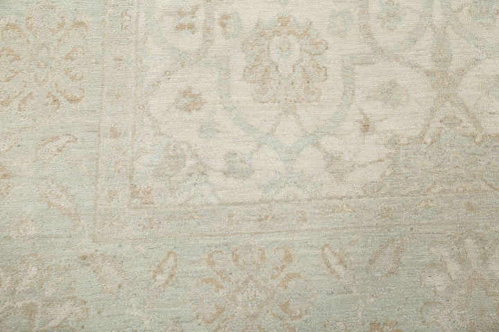 Hand Knotted Serenity Wool Rug 6' 0" x 8' 7" - No. AT44548