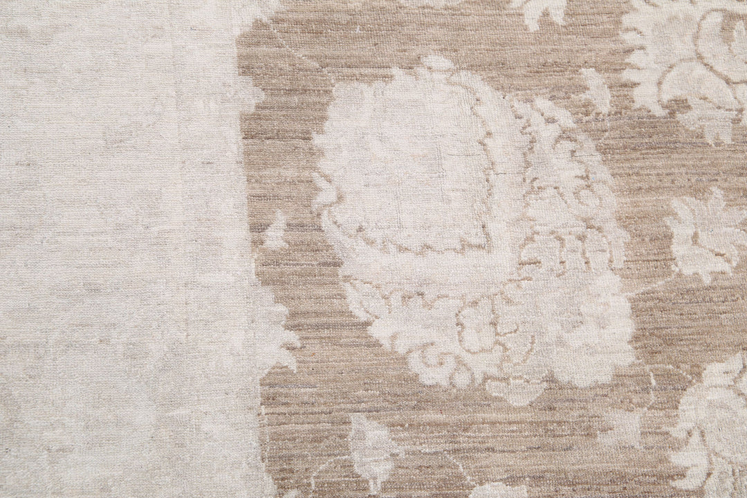 Hand Knotted Serenity Wool Rug 7' 11" x 10' 6" - No. AT17106