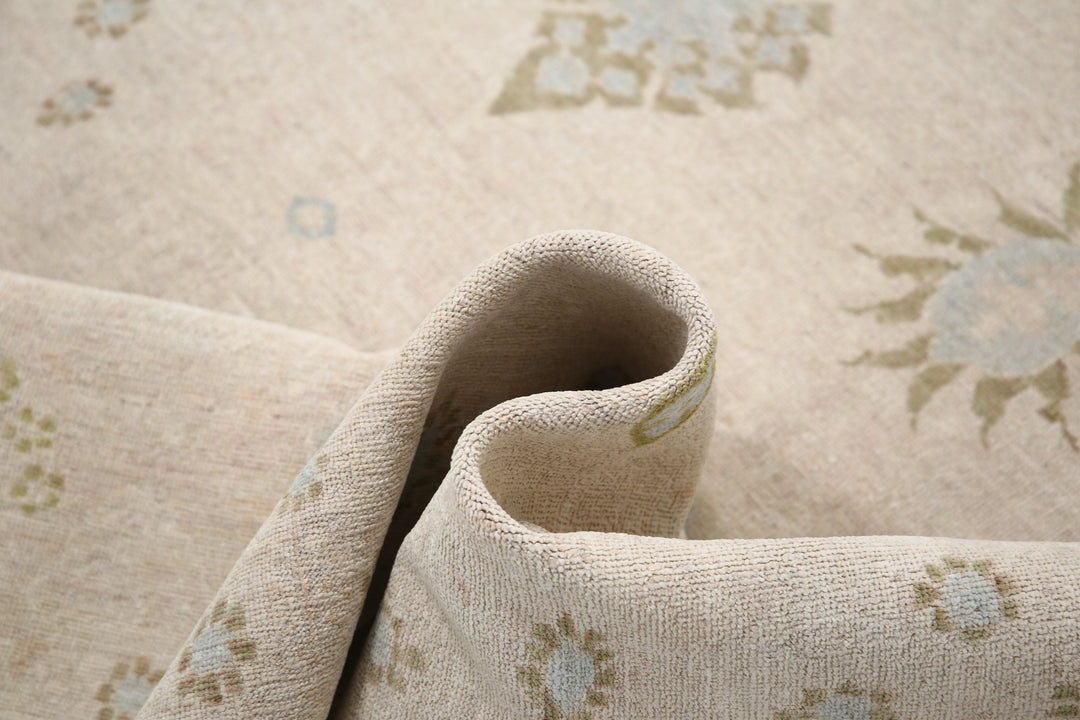 Hand Knotted Serenity Wool Rug 4' 9" x 7' 5" - No. AT45702