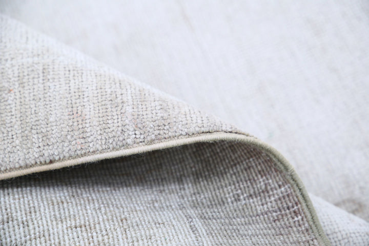 Hand Knotted Serenity Wool Rug 7' 10" x 10' 1" - No. AT92551