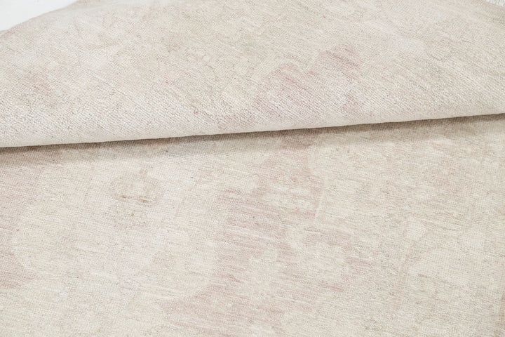 Hand Knotted Serenity Wool Rug 2' 11" x 4' 8" - No. AT72522