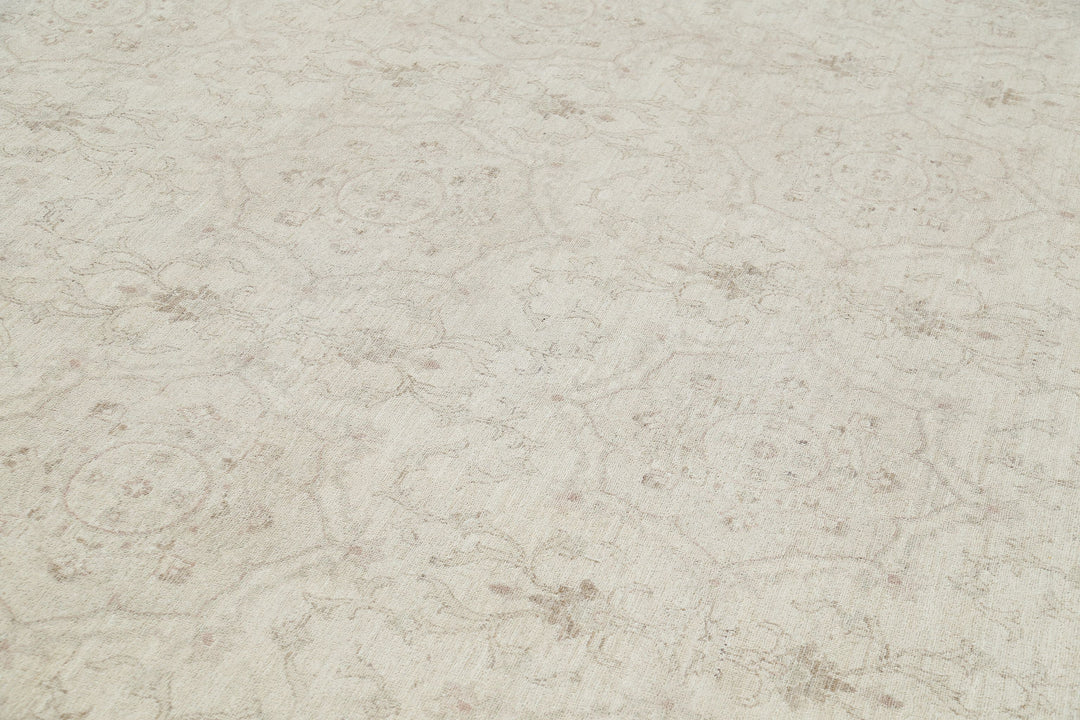 Hand Knotted Serenity Wool Rug 9' 11" x 13' 7" - No. AT95369