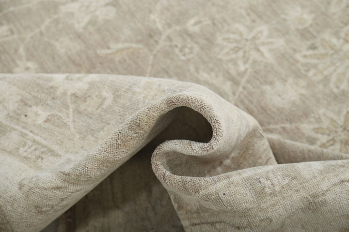 Hand Knotted Serenity Wool Rug 6' 4" x 8' 0" - No. AT27220