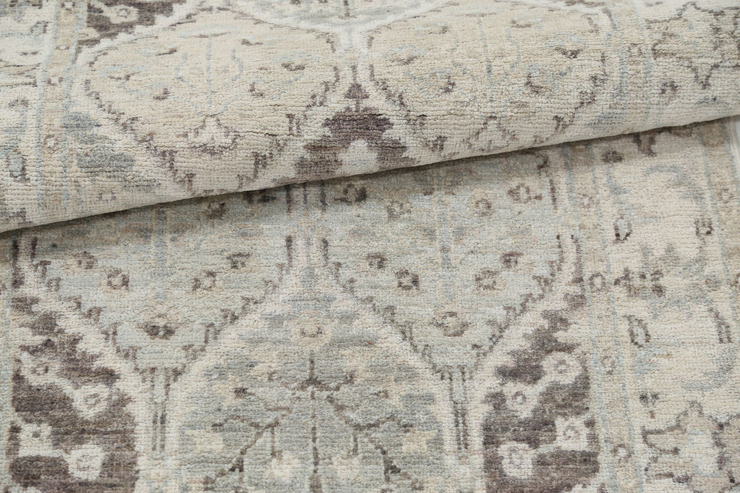 Hand Knotted Serenity Wool Rug 2' 6" x 9' 5" - No. AT55462