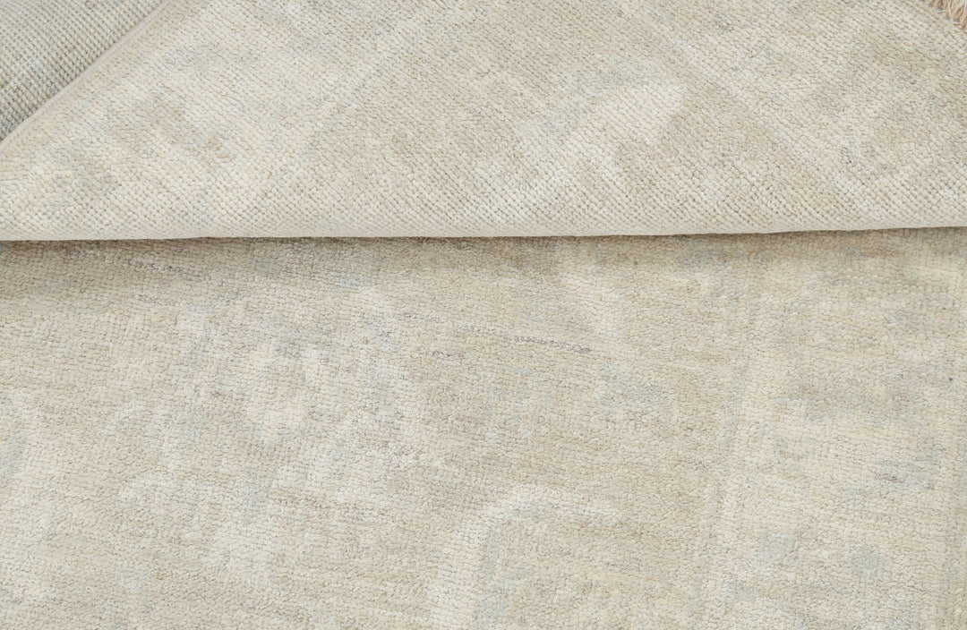 Hand Knotted Serenity Wool Rug 2' 2" x 3' 1" - No. AT79820