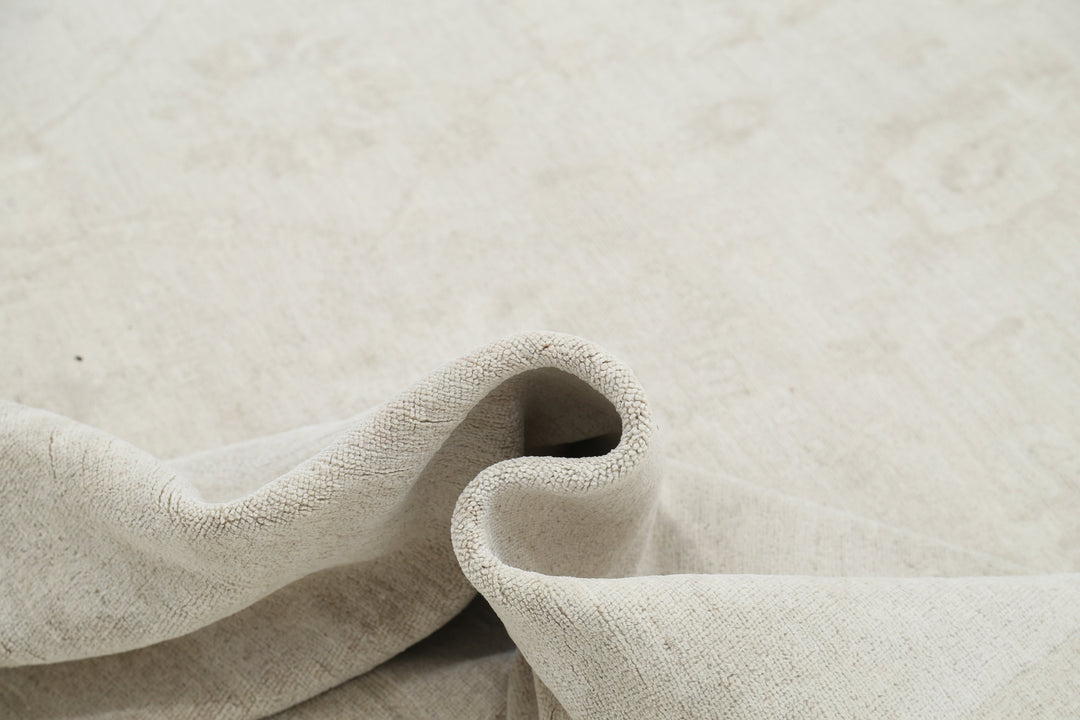 Hand Knotted Serenity Wool Rug 11' 6" x 17' 10" - No. AT65206