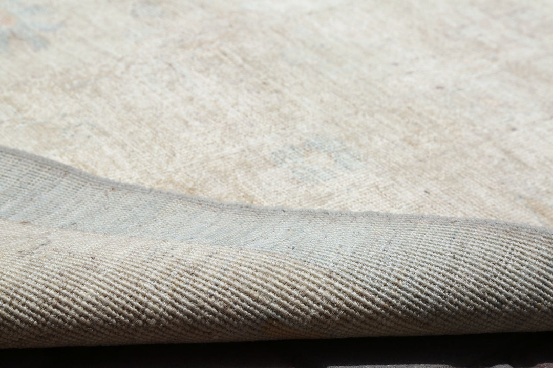 Hand Knotted Fine Serenity Wool Rug 26' 6" x 40' 4" - No. AT82438