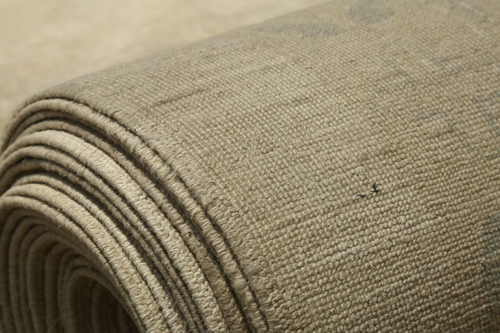 Hand Knotted Fine Serenity Wool Rug 26' 6" x 40' 4" - No. AT82438