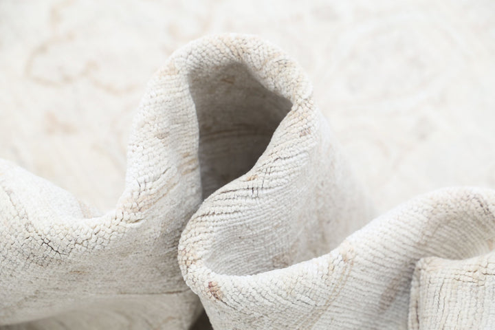 Hand Knotted Fine Serenity Wool Rug 8' 10" x 11' 6" - No. AT86793