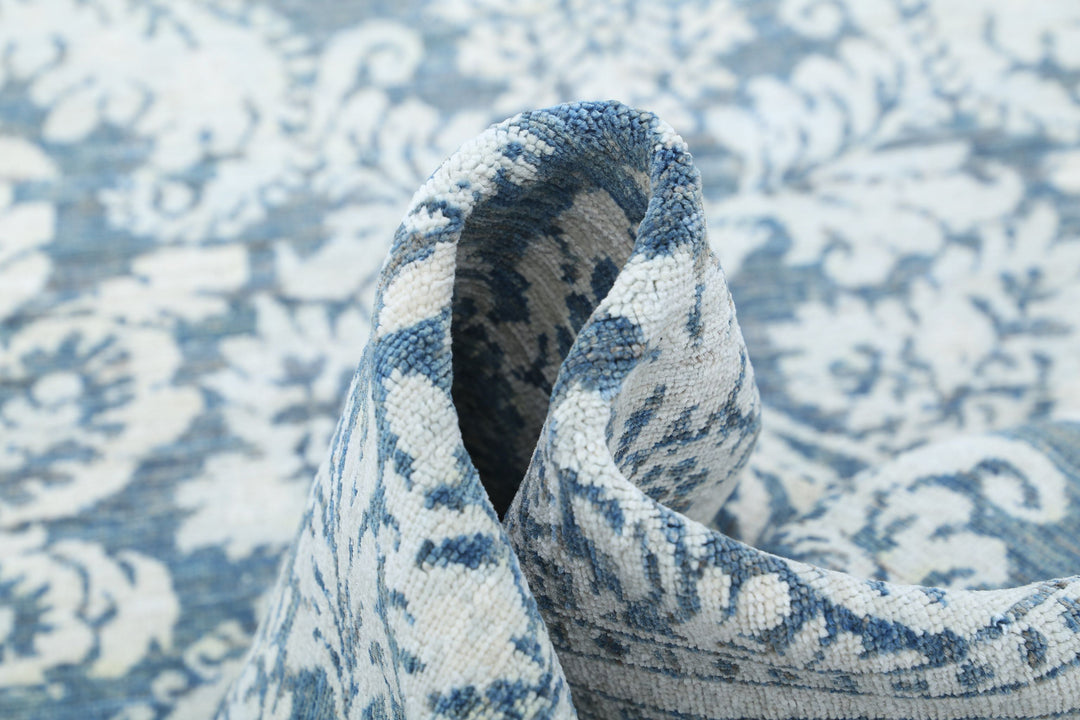 Hand Knotted Fine Serenity Wool Rug 10' 4" x 13' 2" - No. AT69195