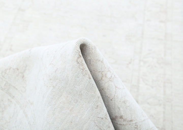 Hand Knotted Fine Serenity Wool Rug 2' 11" x 11' 2" - No. AT24418