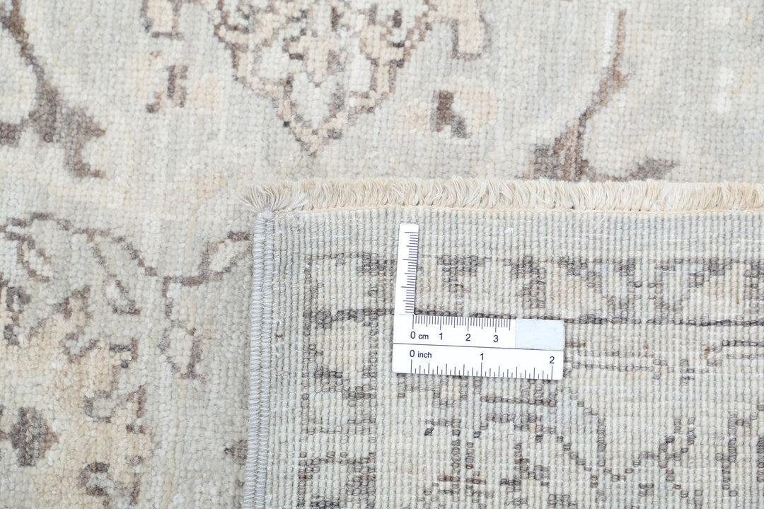 Hand Knotted Fine Serenity Wool Rug 3' 4" x 9' 10" - No. AT55367