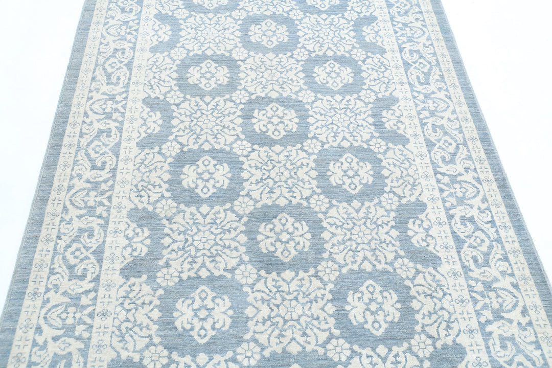 Hand Knotted Fine Serenity Wool Rug 4' 4" x 6' 6" - No. AT36789