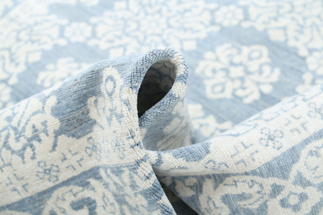 Hand Knotted Fine Serenity Wool Rug 4' 4" x 6' 6" - No. AT36789