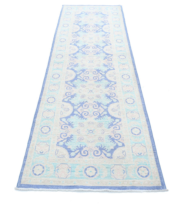 Hand Knotted Fine Serenity Wool Rug 2' 8" x 9' 7" - No. AT68147
